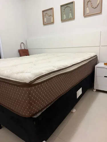Cama box