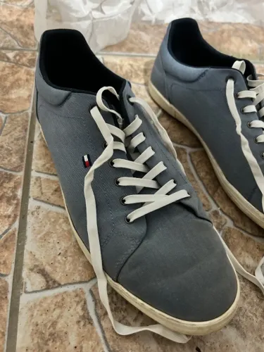 Tênis Tommy Hilfiger Original - Tam 41 - Estado De Novo