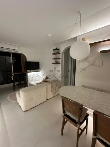 Apartamento - Cidade Jardim - 2 Dormitórios - 41m².