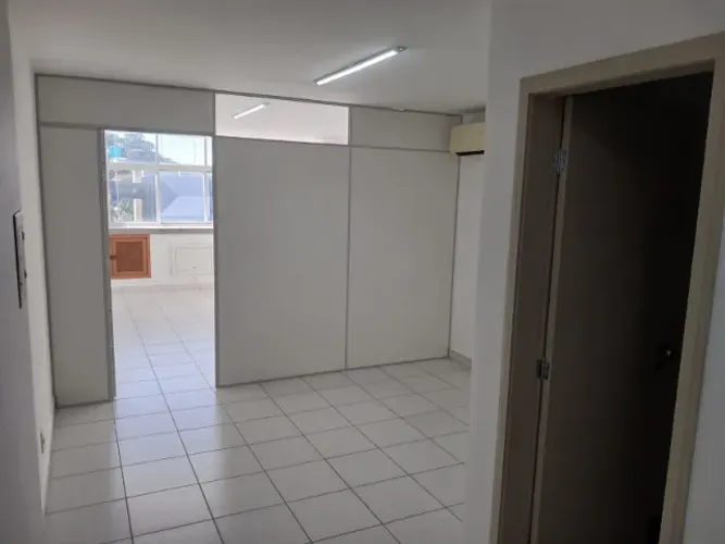 SALA COMERCIAL - ED. JUSMAR 2 AMBIENTES / COZINHA E BANHEIRO