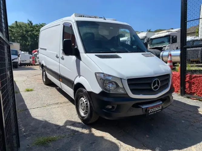 Mercedes-Benz Sprinter 313 Furgão Curto 2.2 129cv Dies 2019