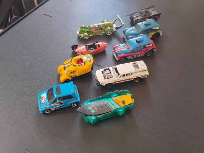 ? LOTE HOT WHEELS NOVOS - R$90 ?