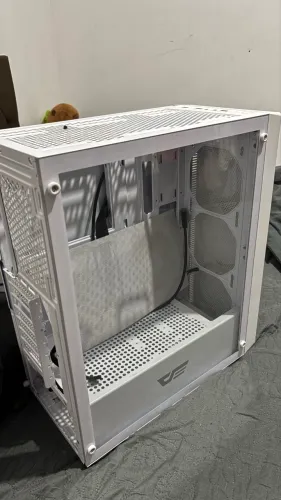 Gabinete gamer com vidro temperado