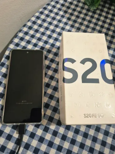 SAMSUNG Galaxy S20 FE 5G Violeta 128GB| 6GB de RAM