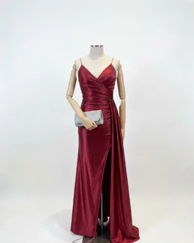 VESTIDO MARSALA NOVO TAMANHO M 350 REAIS 