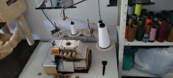 Máquina de costura