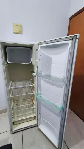 Geladeira Consul