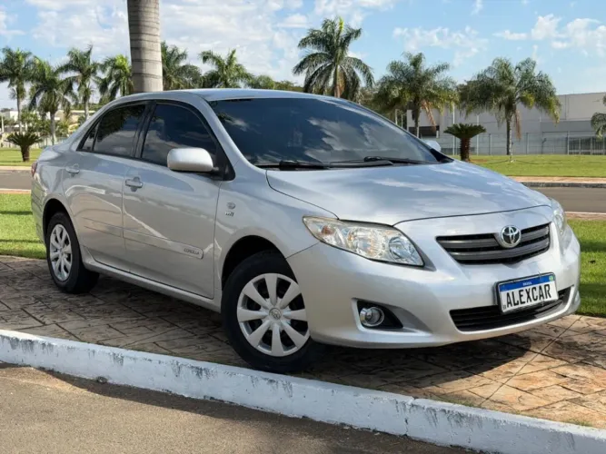Toyota Corolla XLI 1.8/1.8 Flex 16V Aut. 2010