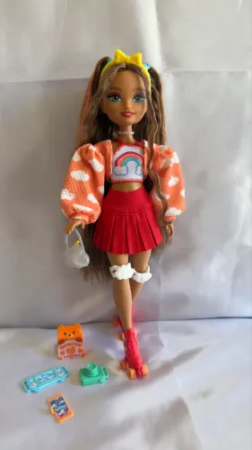 Barbie Dream Besties Tereza Patins Com Acessórios