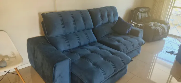 Sofá 04 lugares 2,5 metros