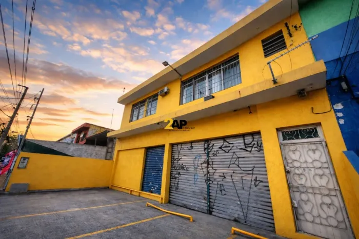 Ponto Comercial de no Jardim das Flores, São Paulo-SP: 4 banheiros, 4 vagas de garagem, 57