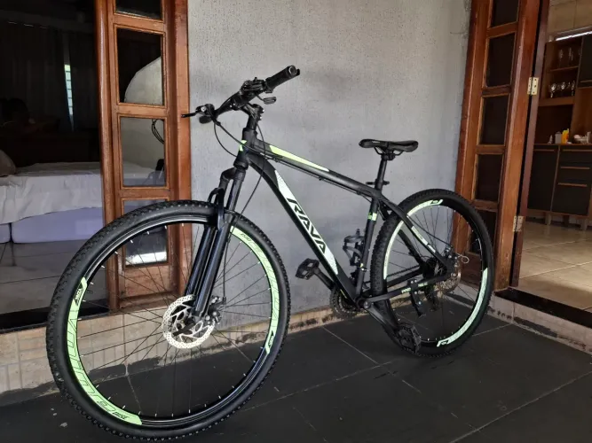 Bicicleta Rava Aro 29 Quadro 19 | Freio a Disco | 21 Marchas