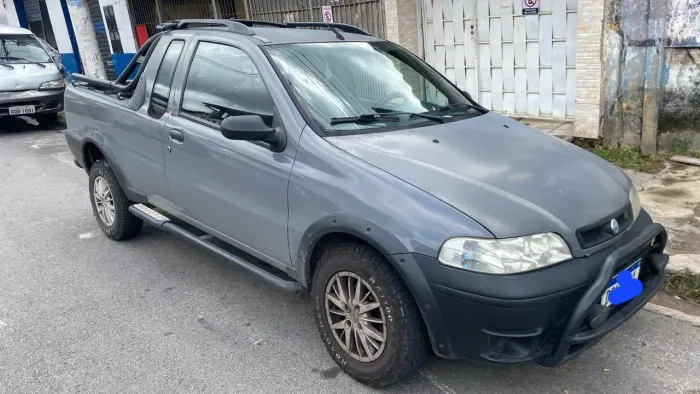 Fiat Strada 2002 Usados e Novos