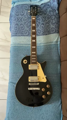 Guitarra Vogga modelo Les Paul