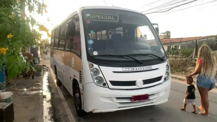 Micro ônibus 