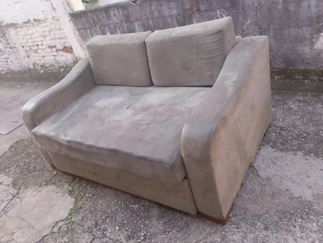 SOFÁ-CAMA IMPERMEÁVEL