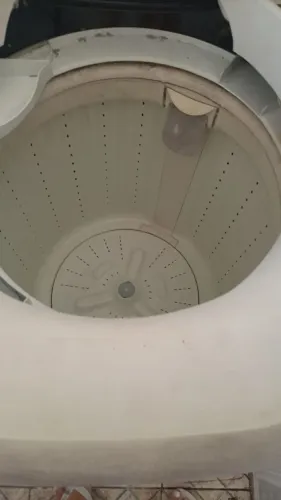 Maquina de lavar com defeito