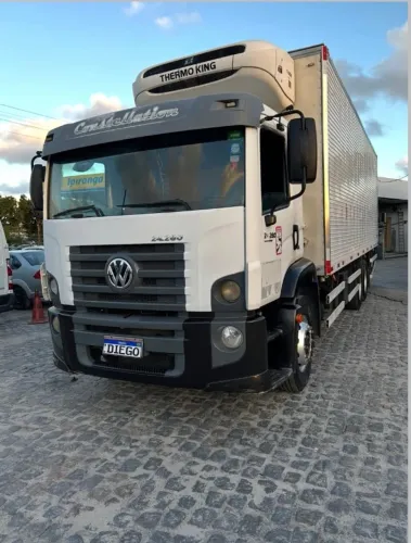 Vw 24.280 Ano: 2015 Com Baú Frio 