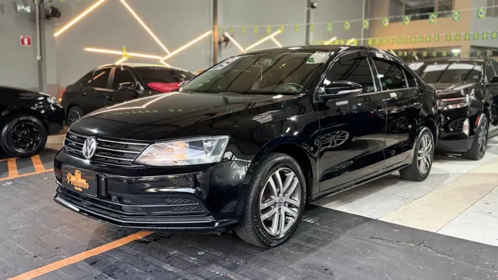 Volkswagen Jetta Comfortline 2.0 T.flex 8V 4P Tipt. 2015