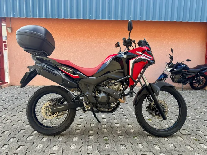 HONDA SAHARA 300 ? 2024/2024 | 18.000 KM