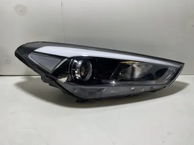 Farol Direito Hyundai New Tucson J034h1 Direito/passageiro