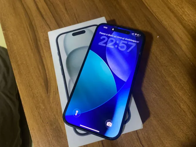 iPhone 15 256GB