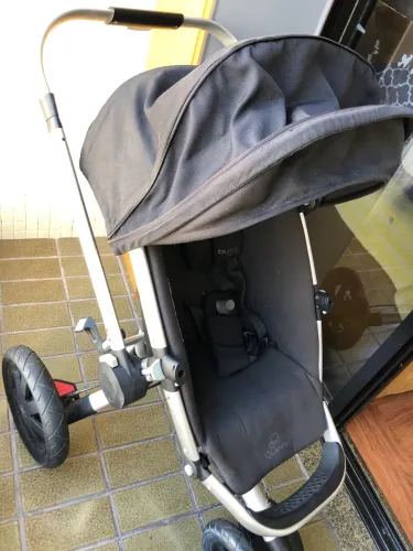 Carrinho Quinny (importado)