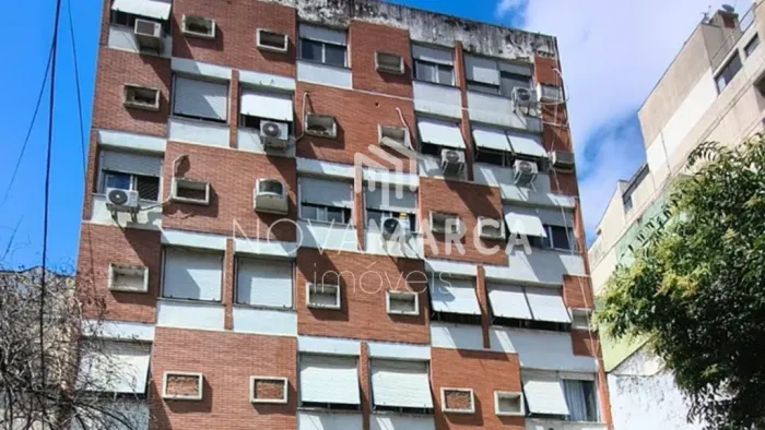Apartamento com garagem para aluguel no Centro Histórico