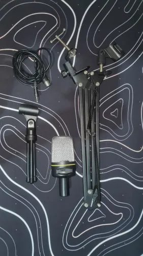 Microfone + braço articulado