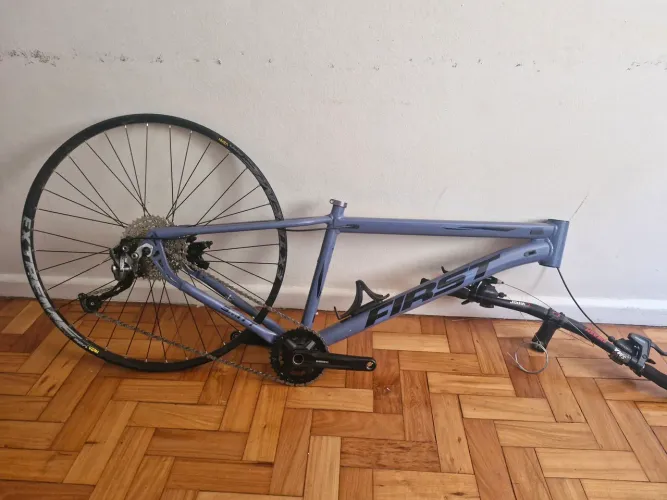 Quadro de bicicleta aro 29 - First Smitt