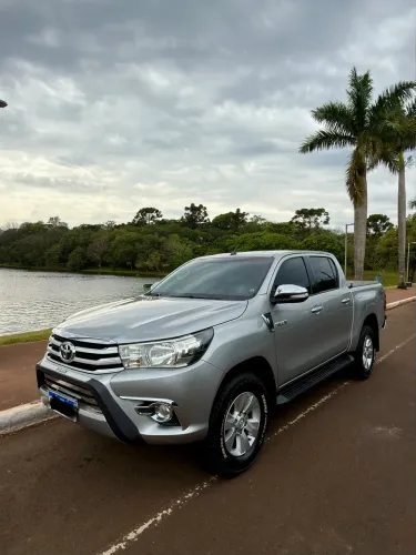 Toyota Hilux CD SRV 4X4 2.8 TDI Diesel Aut. 2016