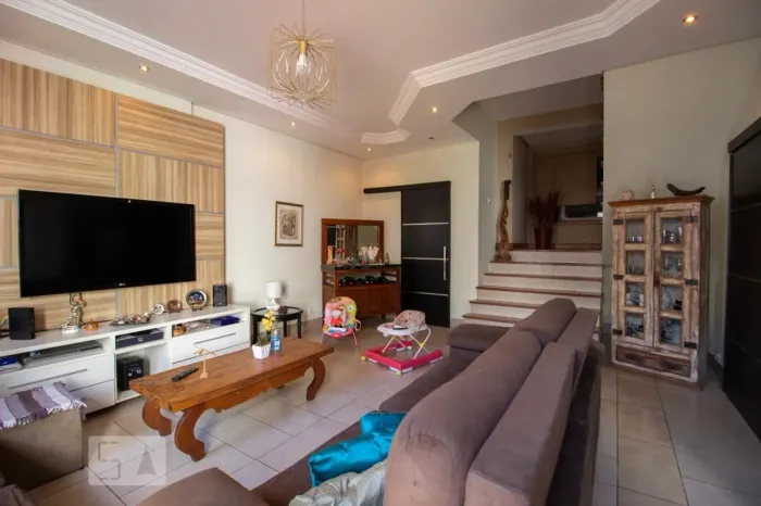 Casa à Venda - Vila Yara, 4 Quartos, 620 m2