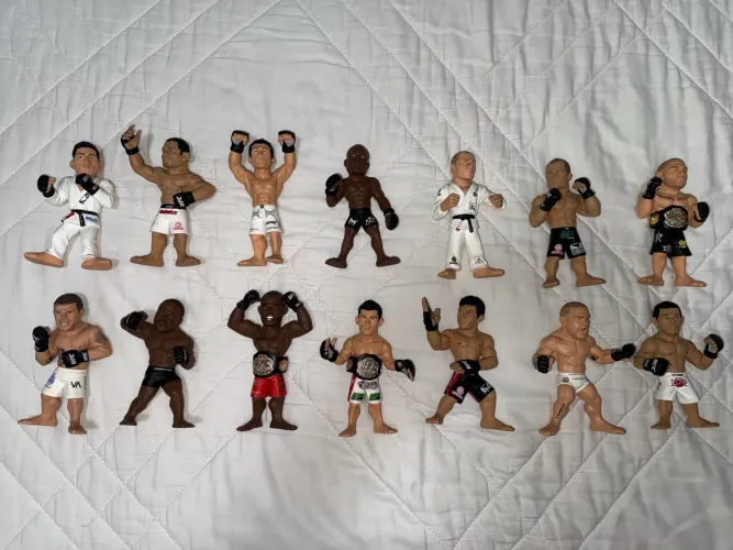 Coleção bonecos UFC