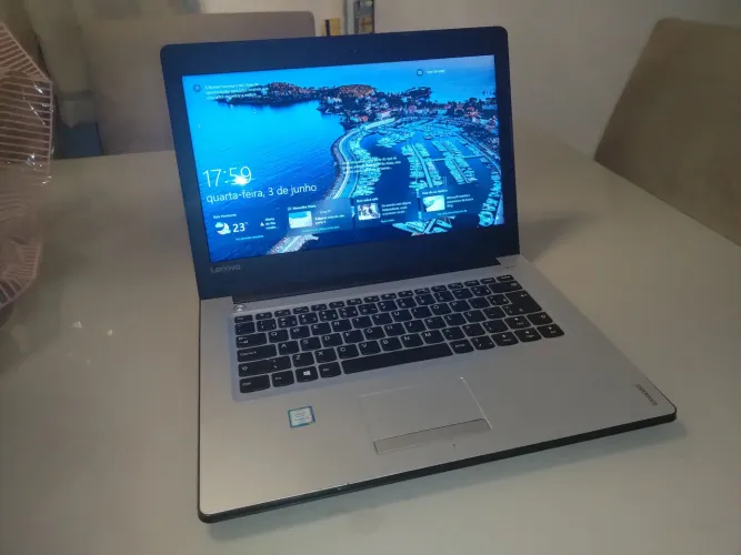 Vendo notebook ideapad 310 - i3 6006u 8gb ddr4 SSD 128gb