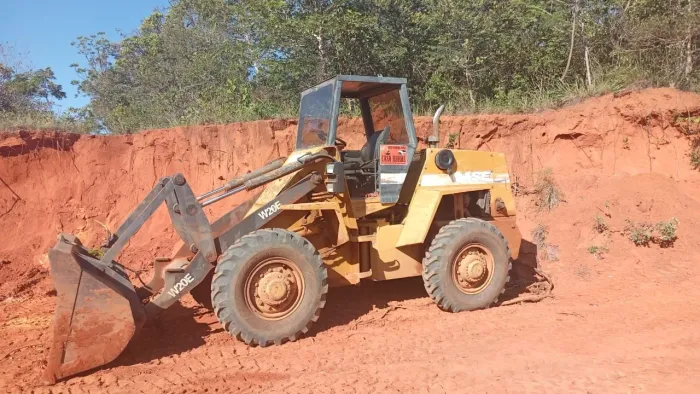 Pa Carregadeira w20E Particular