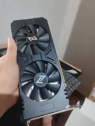 PLACA DE VIDEO RTX 2060 (COM DEFEITO, LIGA MAS NAO DA VÍDEO)