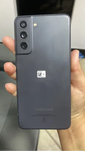 Celular à Venda