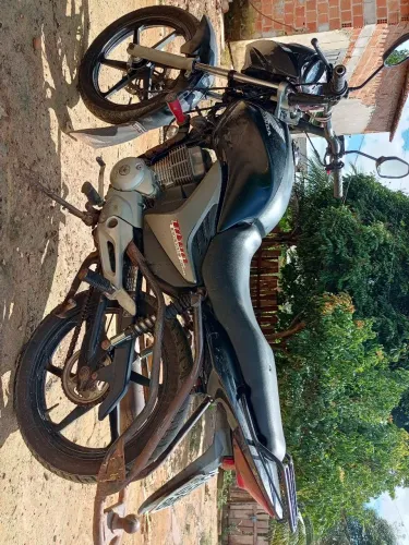 Vendo Titan 150 ano 2013