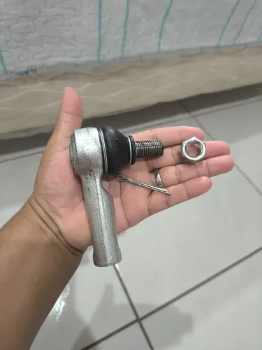 Terminal de direção da Hilux