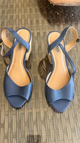 Sandália Arezzo 36