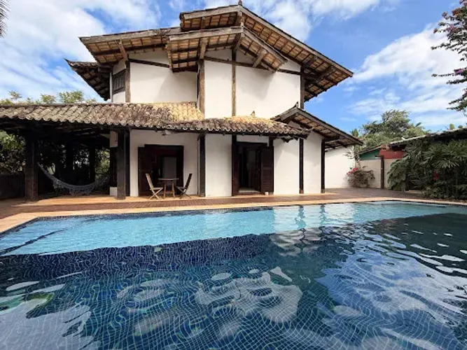 Casa com 4 Suítes e Piscina Privativa na Barra do Sahy
