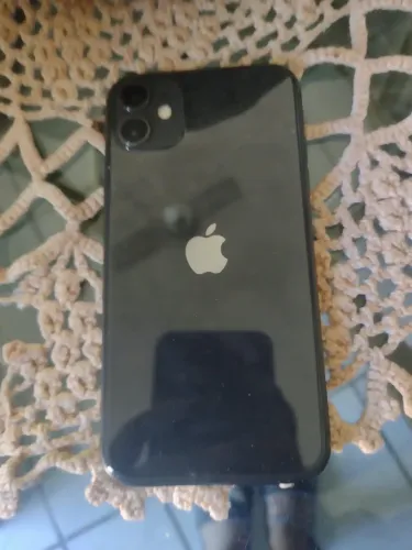 Vendo iPhone 11 256 gigas cor preta