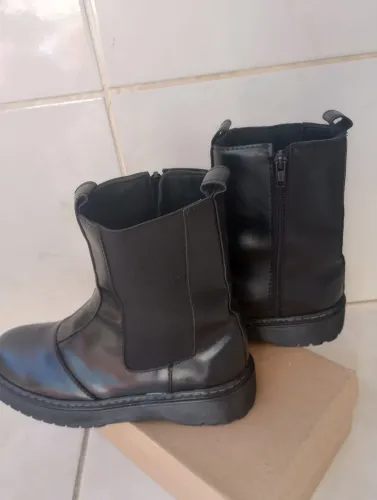 Bota adulto Tam 37 unissex nova