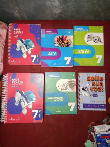 Vendo livros do Elite, Matriz e do CNA. Leia a descrição pf