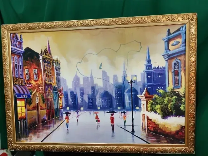 Quadro Decorativo Cena Urbana Noturna com Moldura Dourada Trabalhada