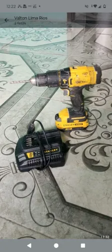 Parafusadeira e furadeira toda boa Stanley original