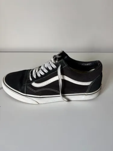 Tênis Vans Old Skool Original - Preto e Branco (Tam. 40)