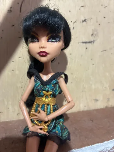 Boneca monster high