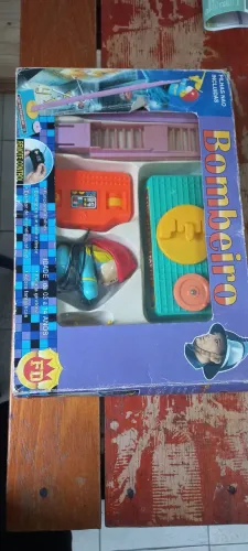 Brinquedo antigo Bombeiro