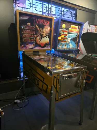 Pinball fliperama Taito Vortex
